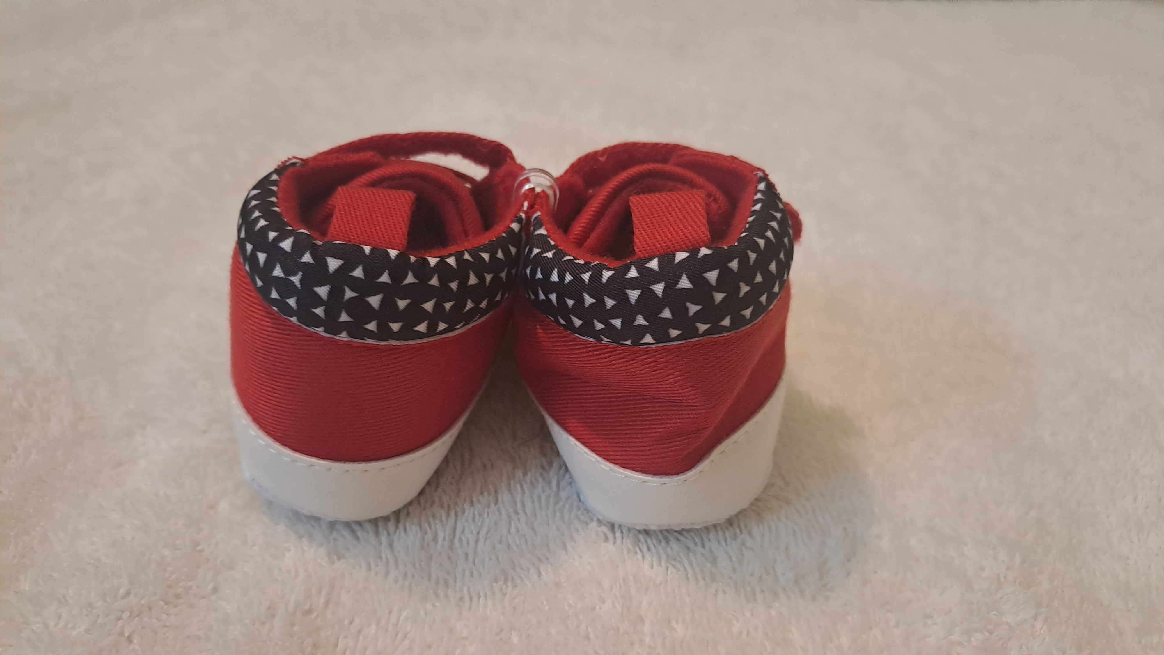 Baby Boys and Girls Shoes Sole Soft Canvas Solid Footwear For Newborn Baby Shoes Toddler Crib Moccasins